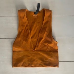 JOSIE RIBBED CROPPED V-NECK TANK